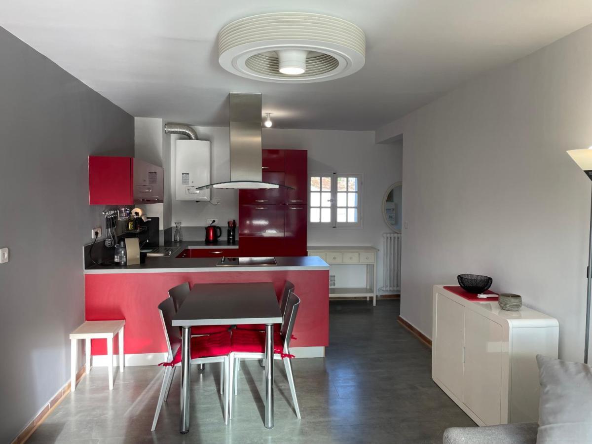 Appartement Centre Port-Grimaud Avec Vue Magnifique Sur La Giscle Bagian luar foto