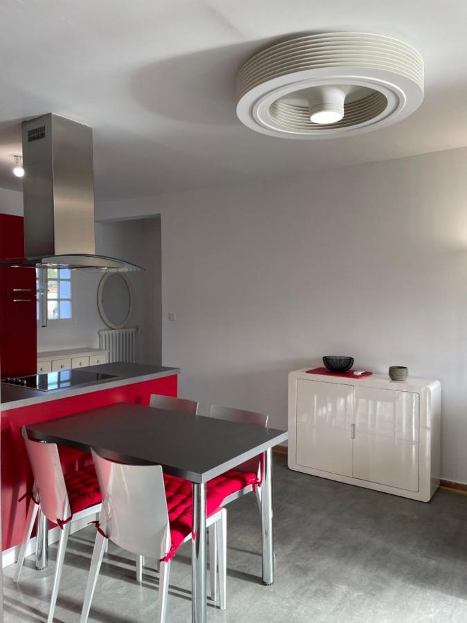 Appartement Centre Port-Grimaud Avec Vue Magnifique Sur La Giscle Bagian luar foto
